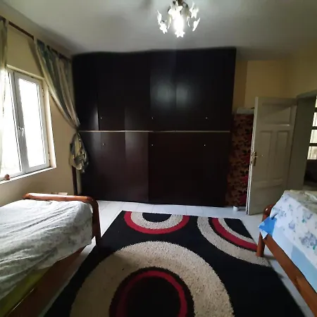 Class House2 公寓 地拉那