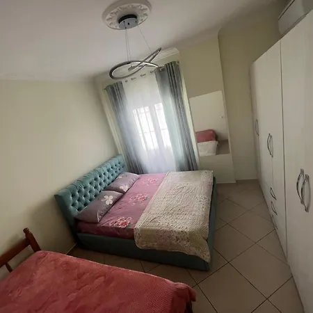 Class House2 Hotell Tirana