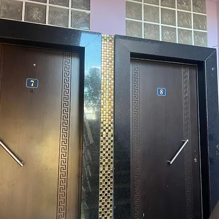 Class House2 Hotell